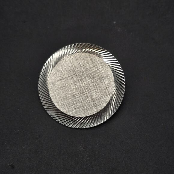 Lamode Sterling Silver Brooch Circle Brooch Edged Design - Picture 10 of 10